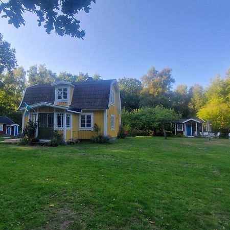 Trevliga Stugor I Torhamn, Perfekt Foer Familjer Карлскруна Экстерьер фото